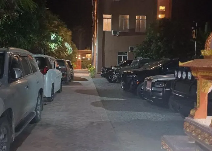 Puok Hotel