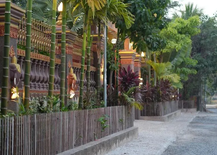 Puok Hotel