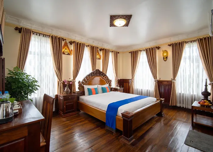 Hotel Puok *