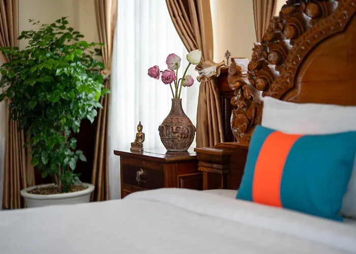 Puok Hotel *